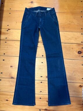 GAP Long & Lean Low Rise Dark Wash Bootcut Jeans Size 24